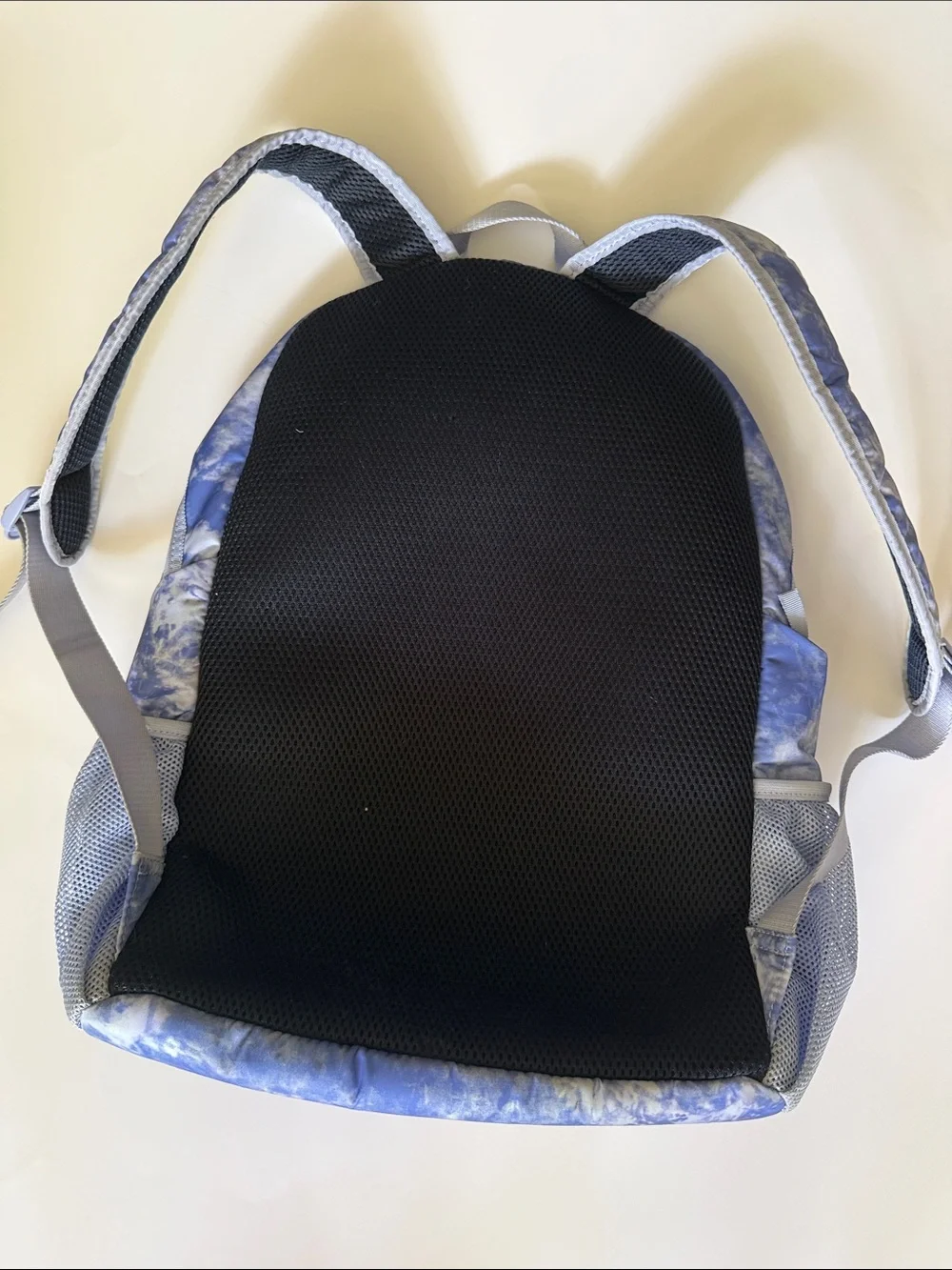 Ivivva zip tie dye loom Blue Marble kids Backpack - good condition